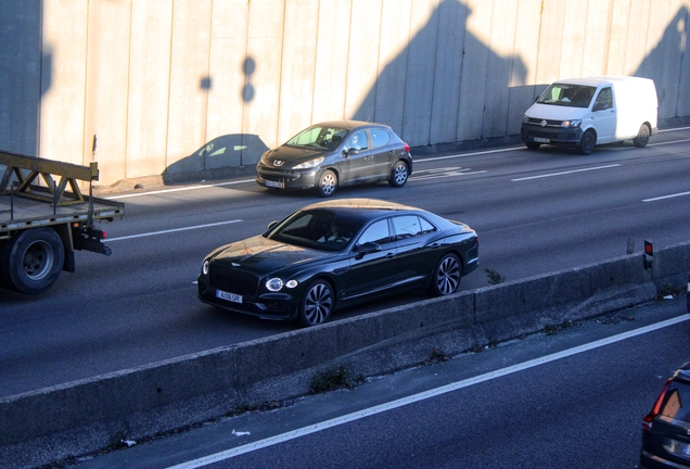 Bentley Flying Spur V8 2021